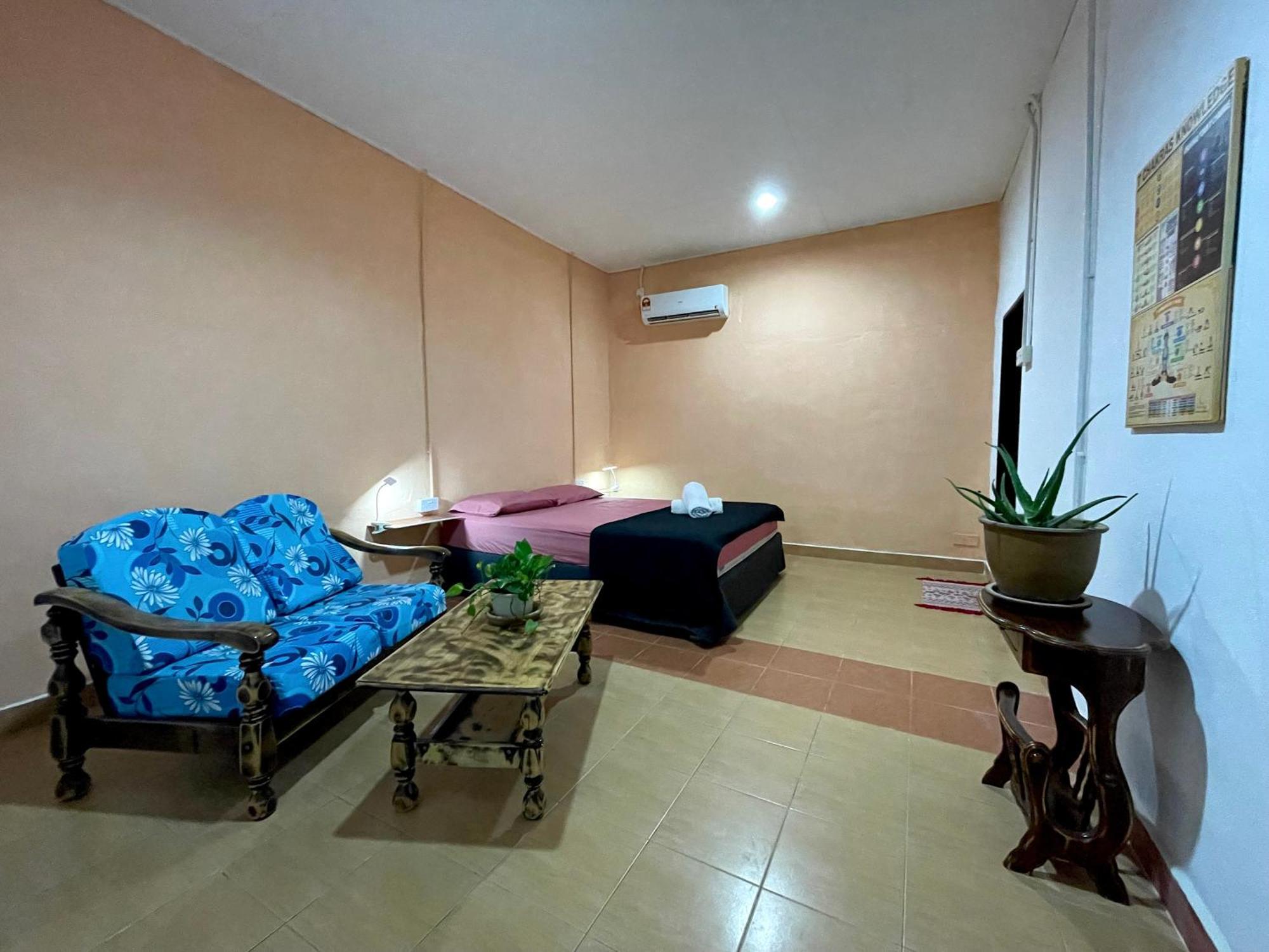 Home Sol Guesthouse ปันไตเจอนัง ภายนอก รูปภาพ